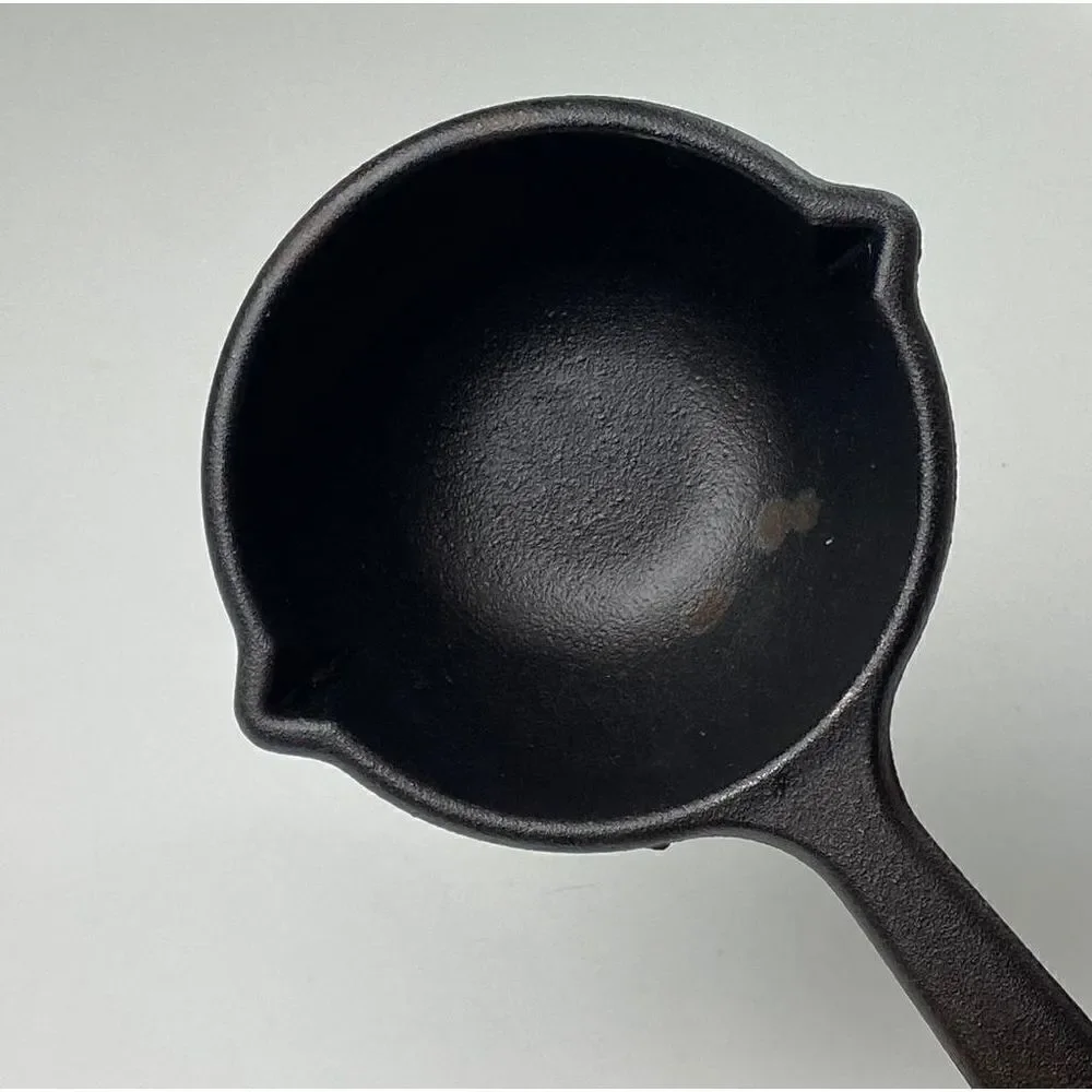 VTG Lodge Cast Iron MPR Small Double Spout 2 Cup Ladle Melting Dipper Pot USA CQ